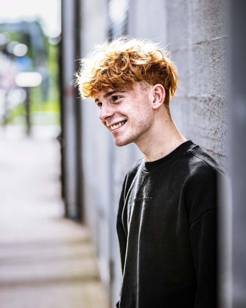 0a8de5e2 cc07 4e80 acca 5d07073bd0fd